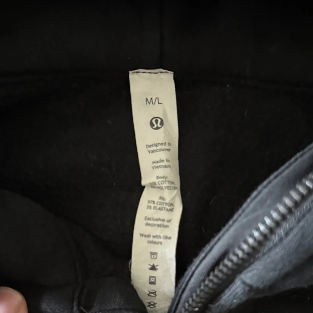 lululemon scuba half zip - Picture 2 of 5